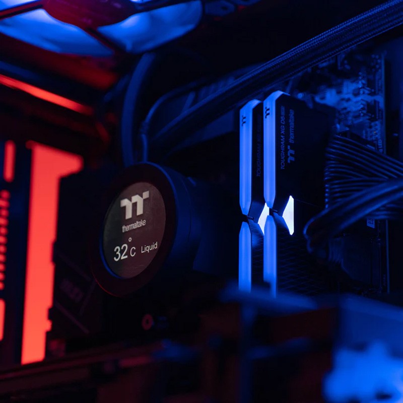 Thermaltake Core Xtreme i7-14700F RTX 4080 Super 2TB SSD 32GB RAM W11H Gaming Desktop PC - Black