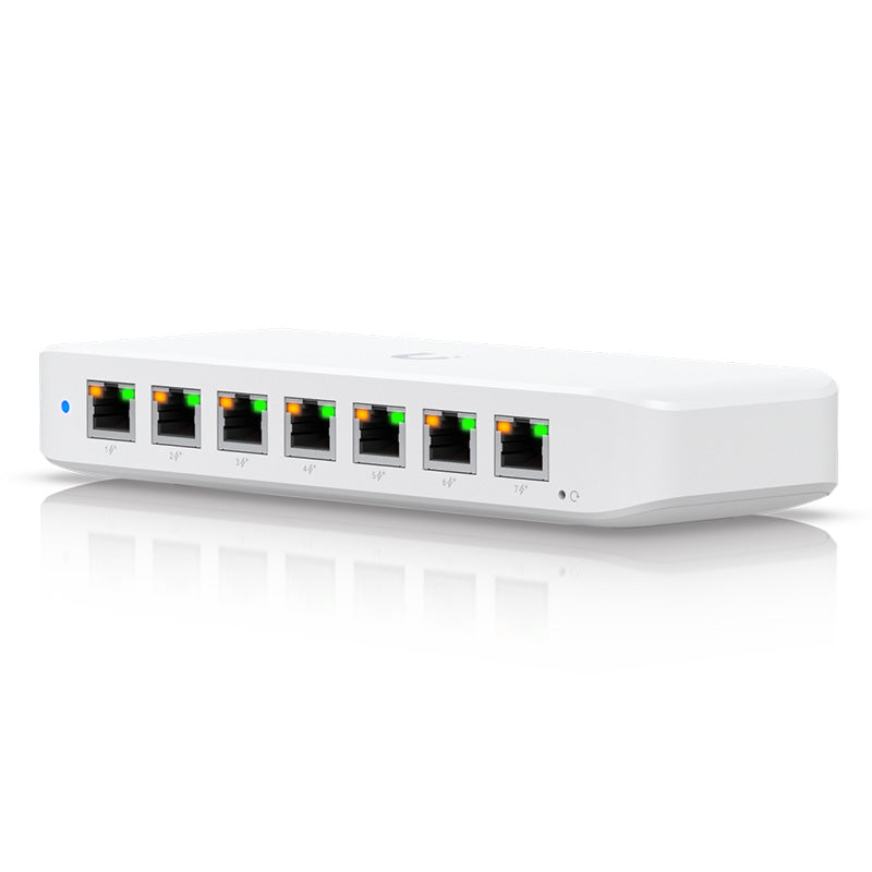 Ubiquiti Ultra 42W Compact Layer 2 8-Port GbE PoE Switch