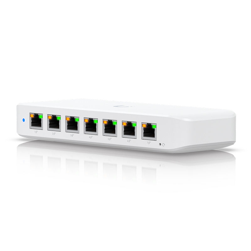 Ubiquiti Ultra 210W 8 Port Gigabit PoE+ Switch